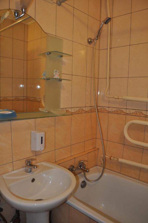 Apartment For Rent Reasonable Price Kremenchuk Ngoại thất bức ảnh